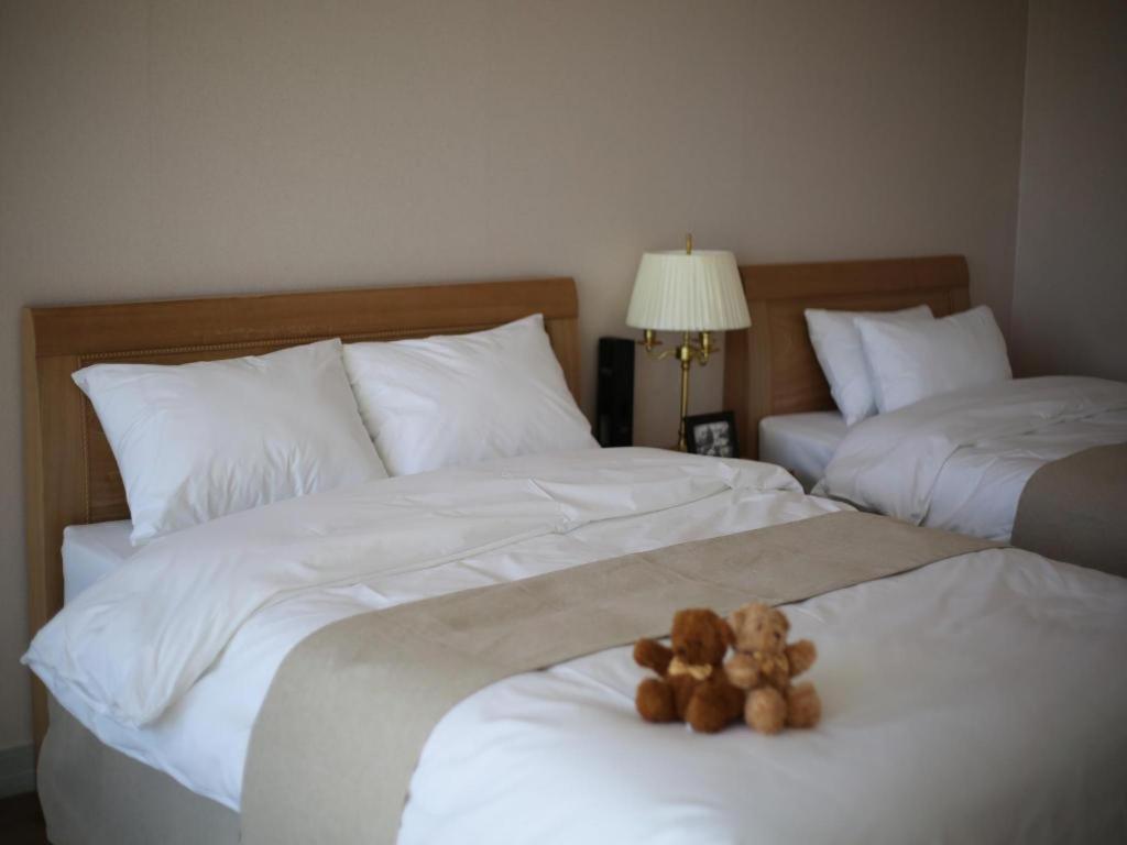 Hotel Aroha Jeju Согвипхо Экстерьер фото