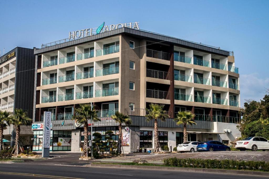 Hotel Aroha Jeju Согвипхо Экстерьер фото