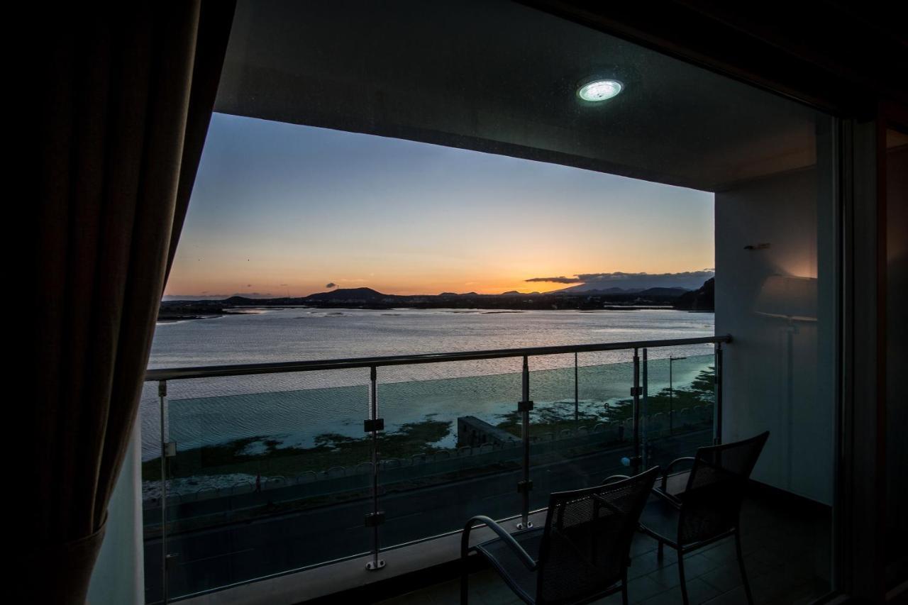 Hotel Aroha Jeju Согвипхо Экстерьер фото